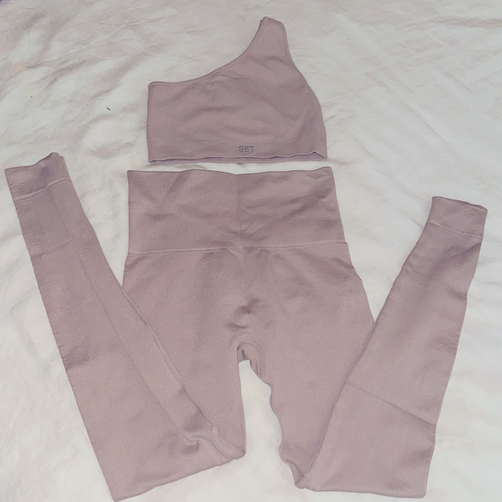 Set active Amethyst workout set